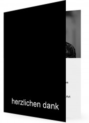 Vorlage Trauerdankkarten, schwarz mit weißer Schrift, großes Foto innen